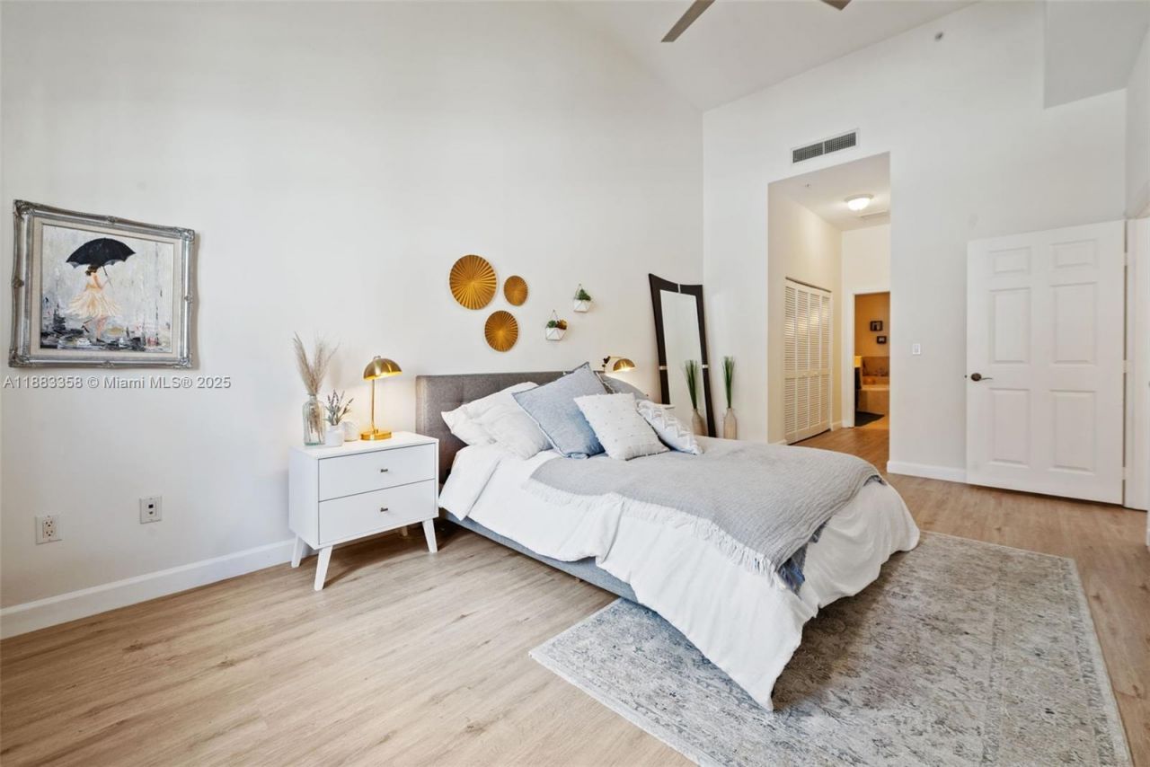 8390 SW 72nd Ave, Unit 314, Miami, FL 33143 Photo