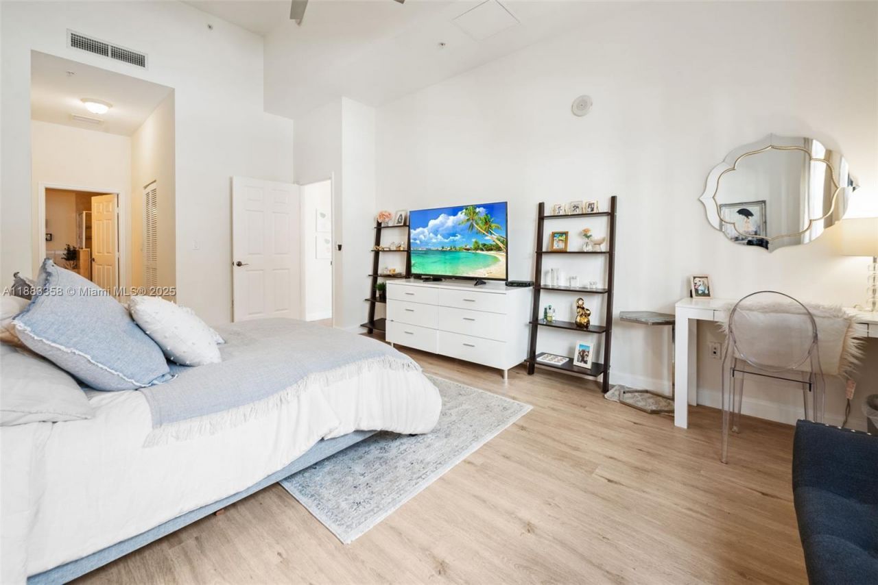 8390 SW 72nd Ave, Unit 314, Miami, FL 33143 Photo