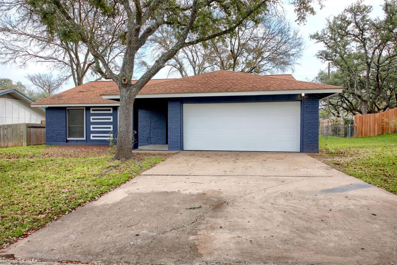 11813 Highland Oaks Trl, Austin, TX 78759 Main Photo