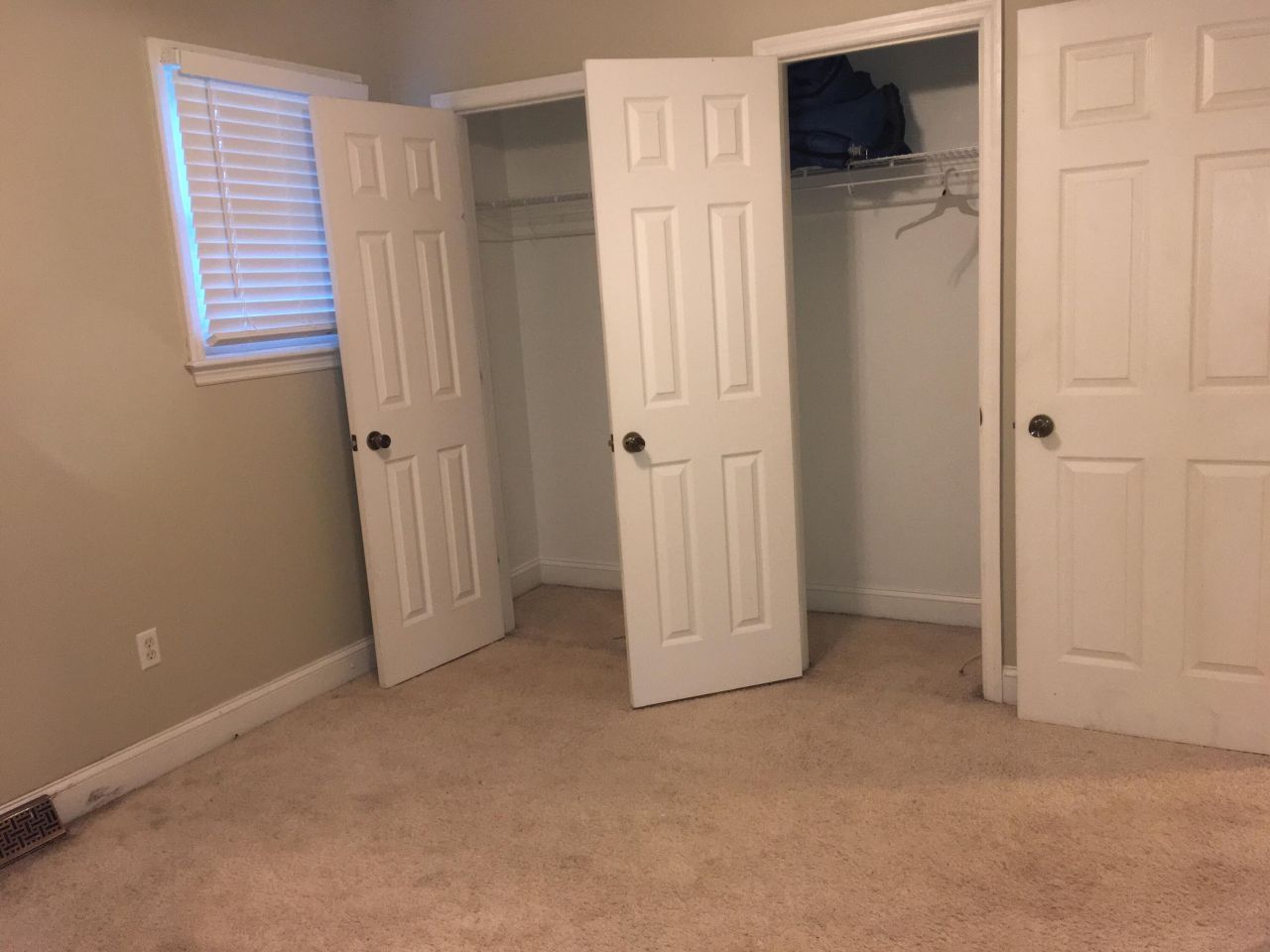 17 S Anderson Street Photo 11