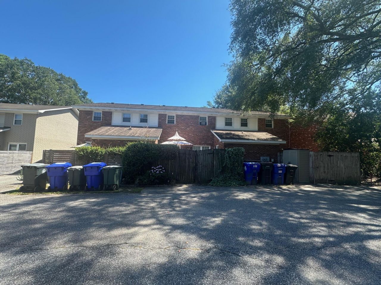 17 S Anderson Street Photo 14