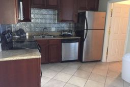 17 S Anderson Street photo 4