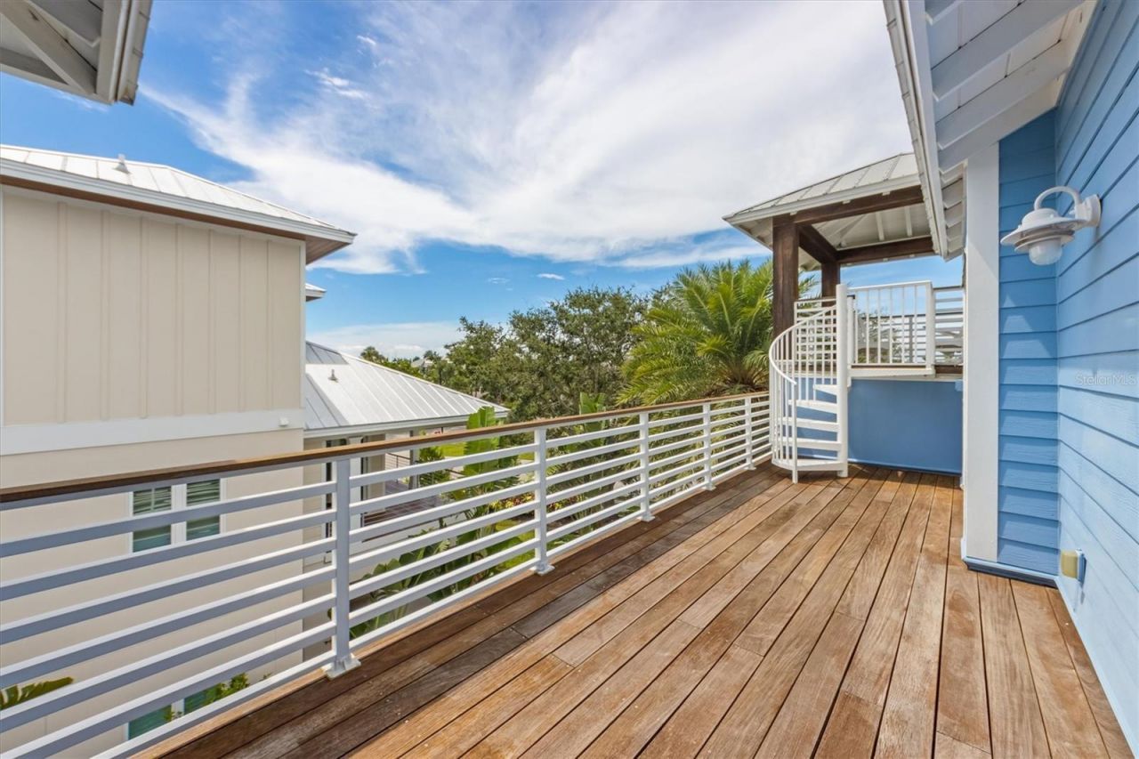 311 Firehouse Court, Longboat Key, FL 34228 Photo