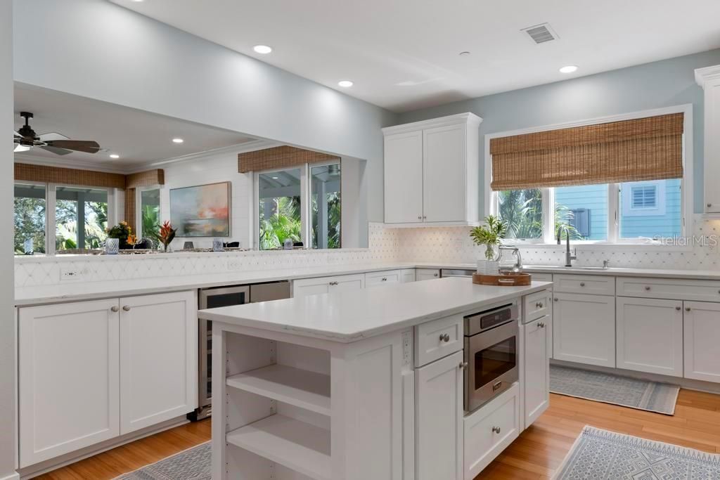 311 Firehouse Court, Longboat Key, FL 34228 Photo