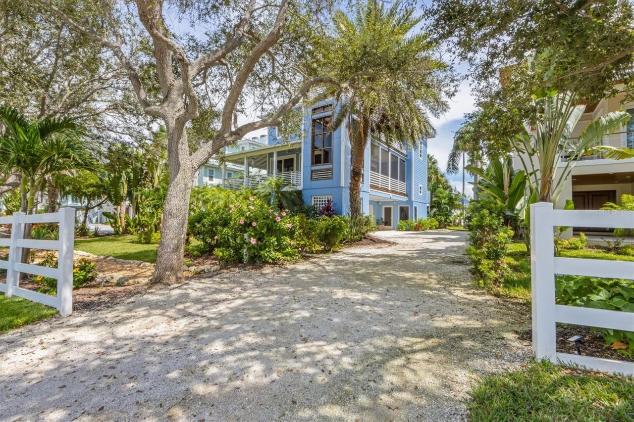 311 Firehouse Court, Longboat Key, FL 34228 Photo