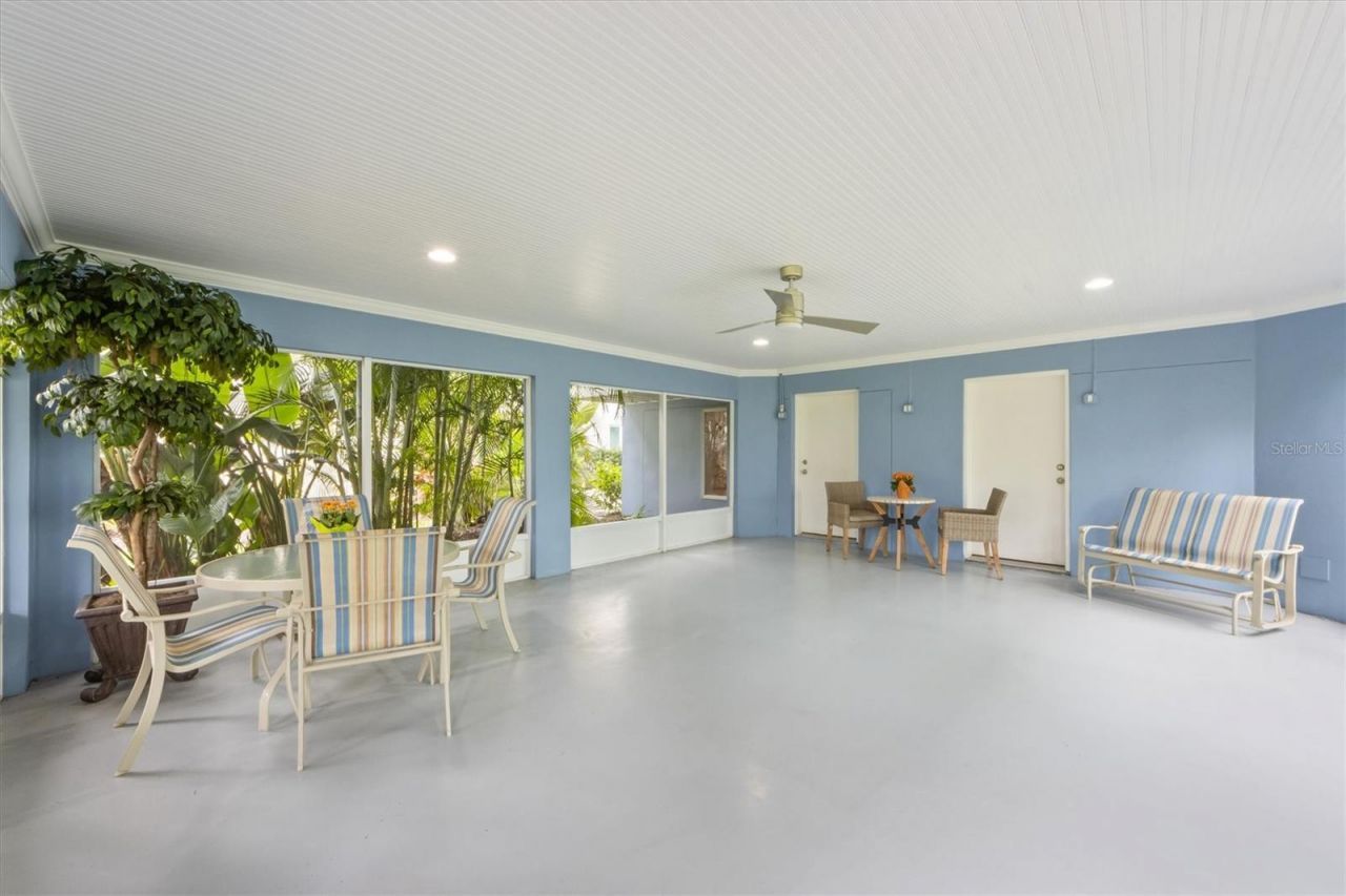 311 Firehouse Court, Longboat Key, FL 34228 Photo