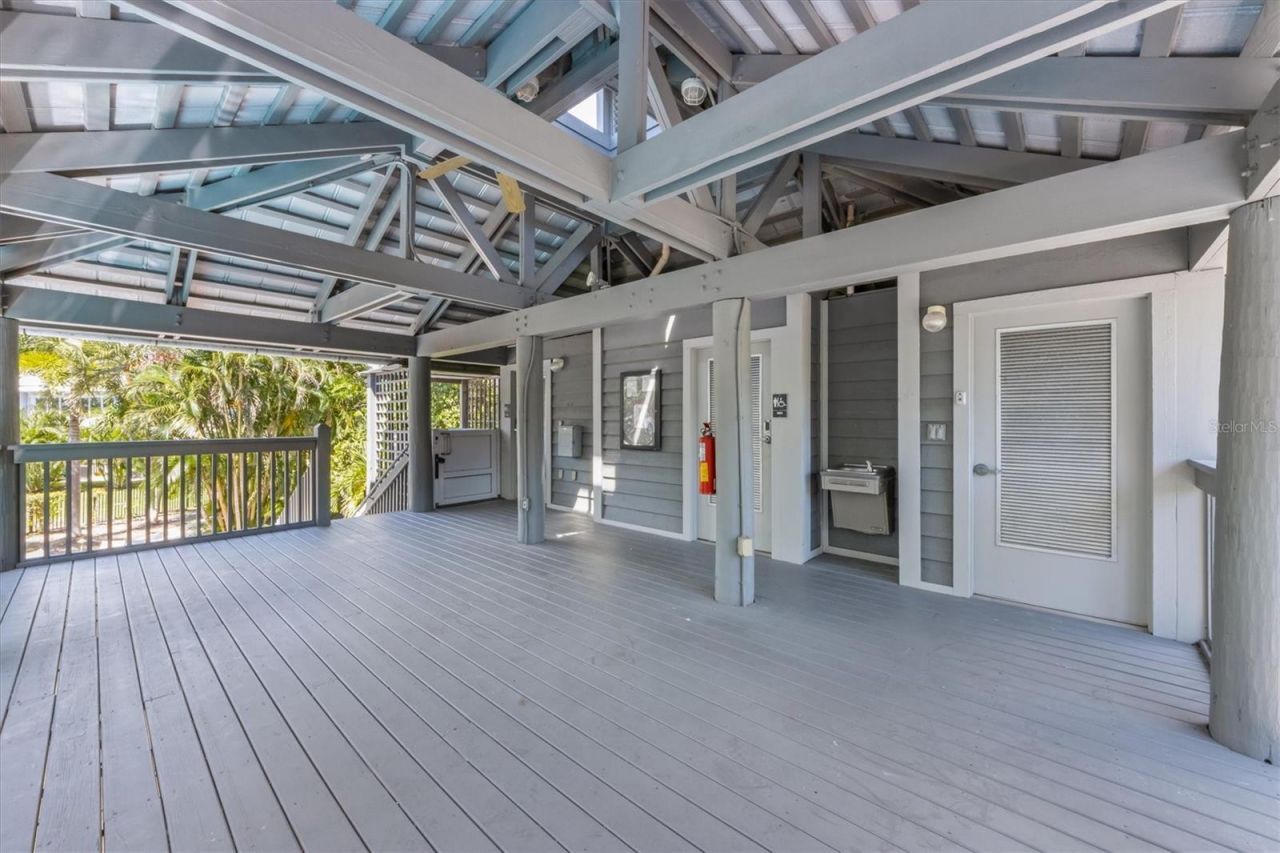 311 Firehouse Court, Longboat Key, FL 34228 Photo