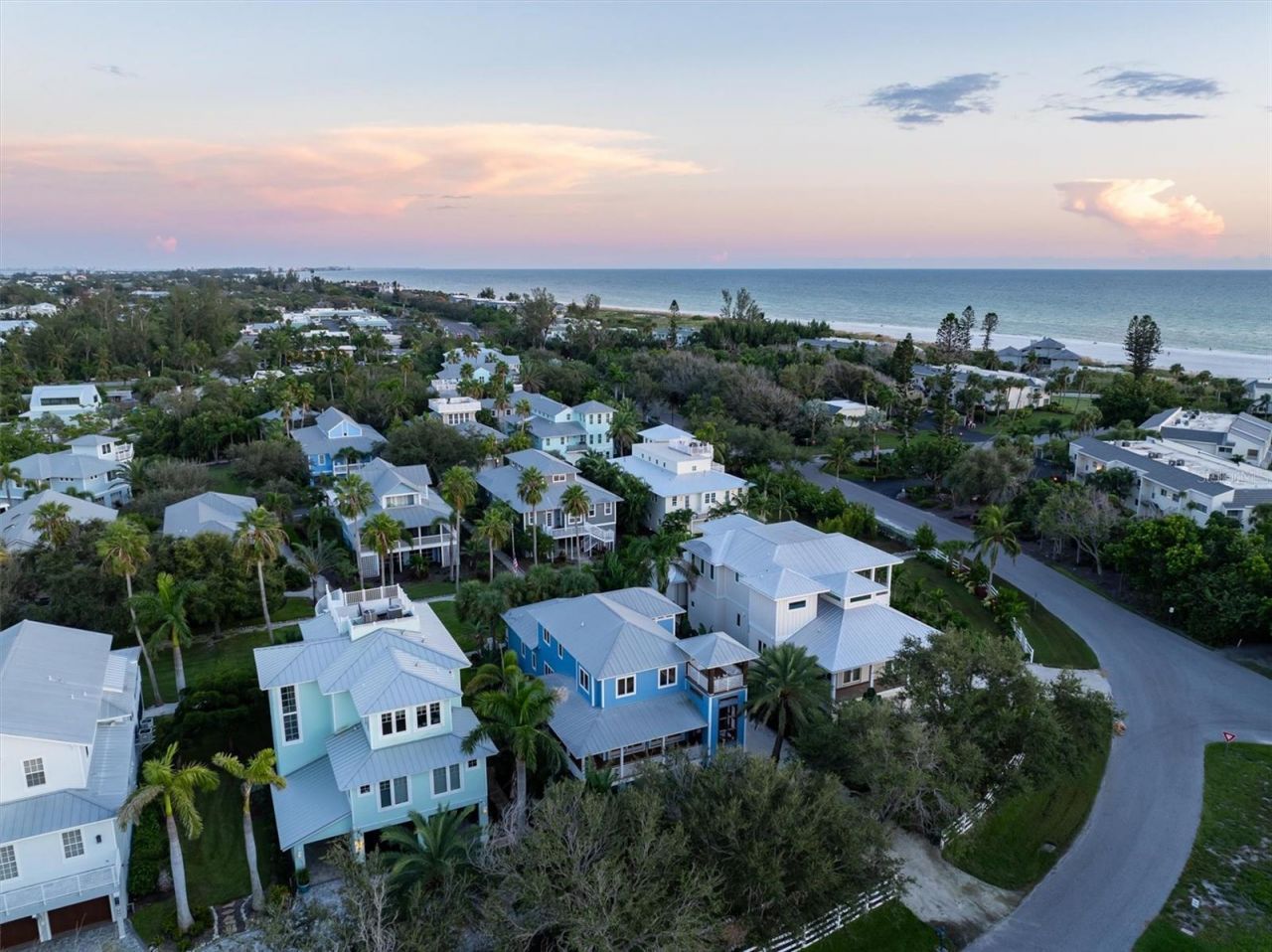 311 Firehouse Court, Longboat Key, FL 34228 Photo