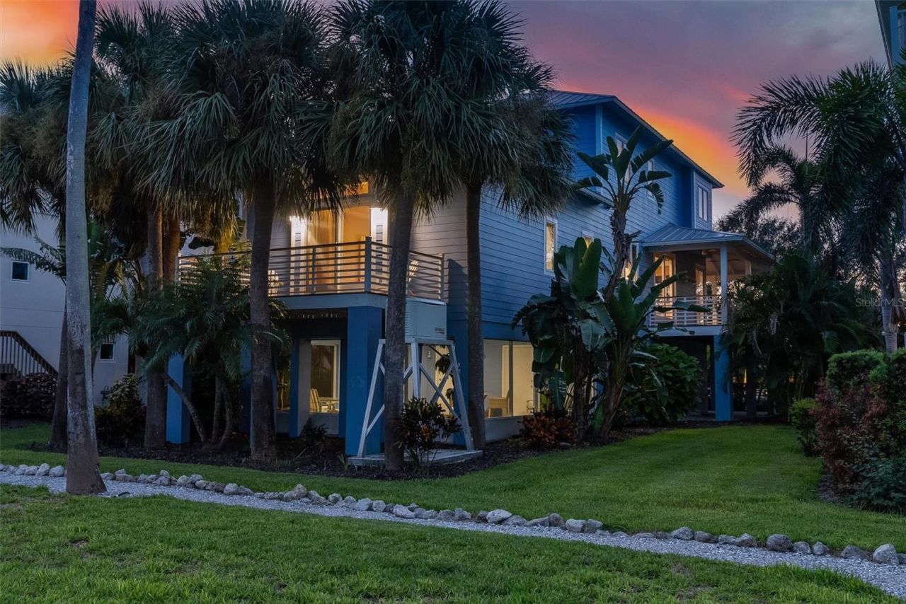 311 Firehouse Court, Longboat Key, FL 34228 Photo