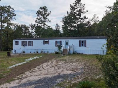 1194 Rainbow Dr., Loris, SC 29569