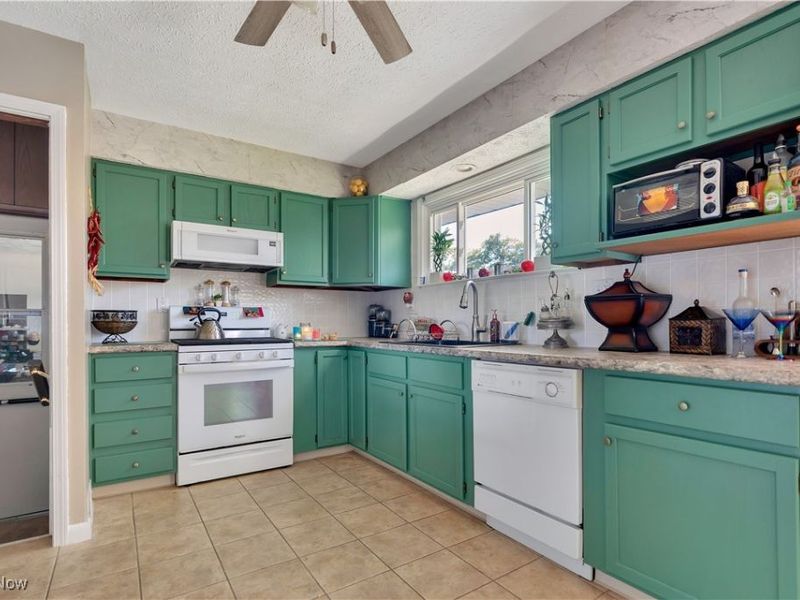 3544 Raber Terrace, Green, OH 44685 Photo 15