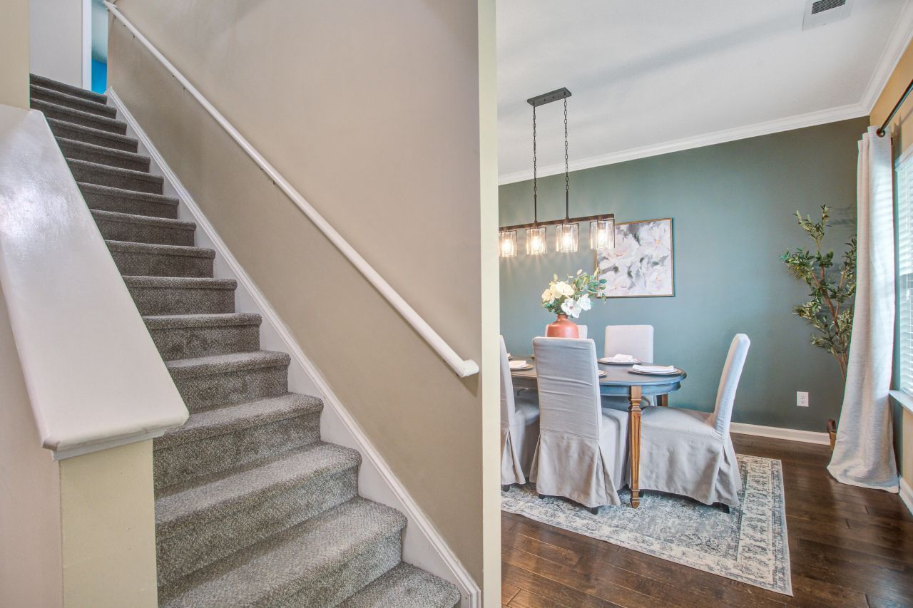 202 Center Hill Court Photo 19