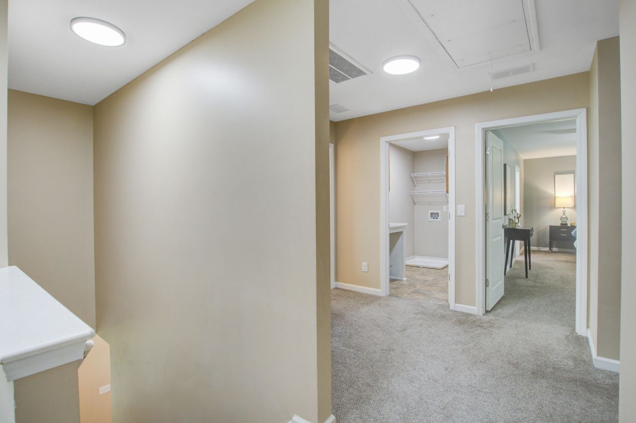 202 Center Hill Court Photo 20