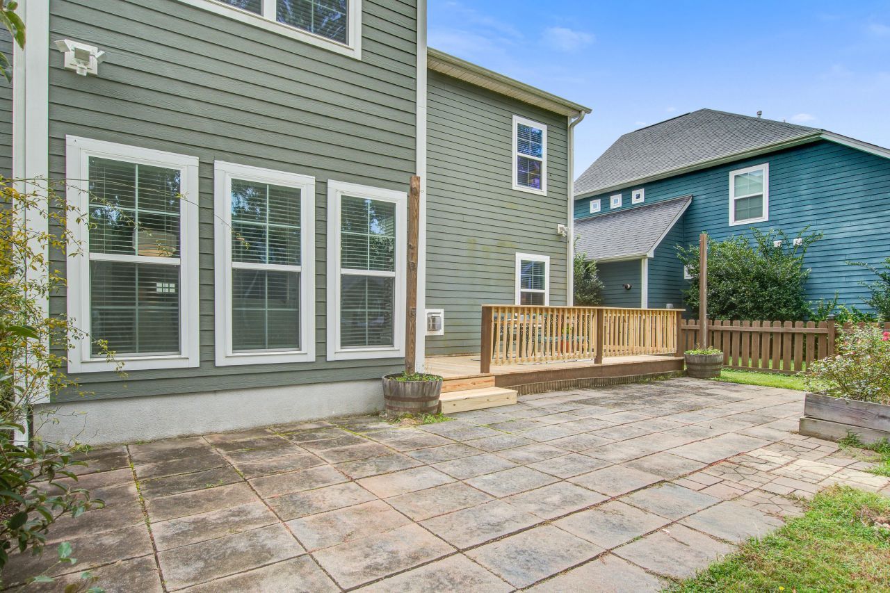 202 Center Hill Court Photo 41