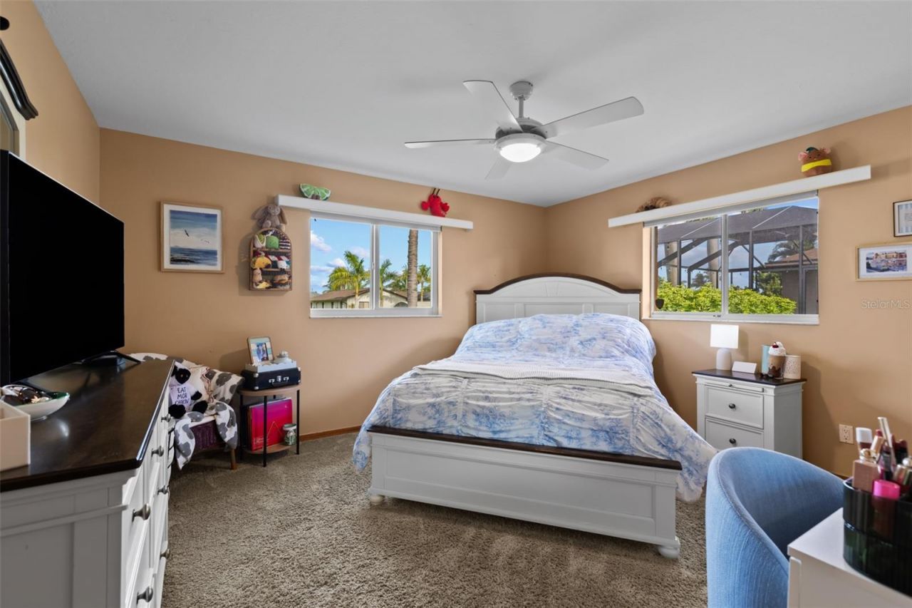 2515 SE 19th Avenue, Cape Coral, FL 33904 Photo