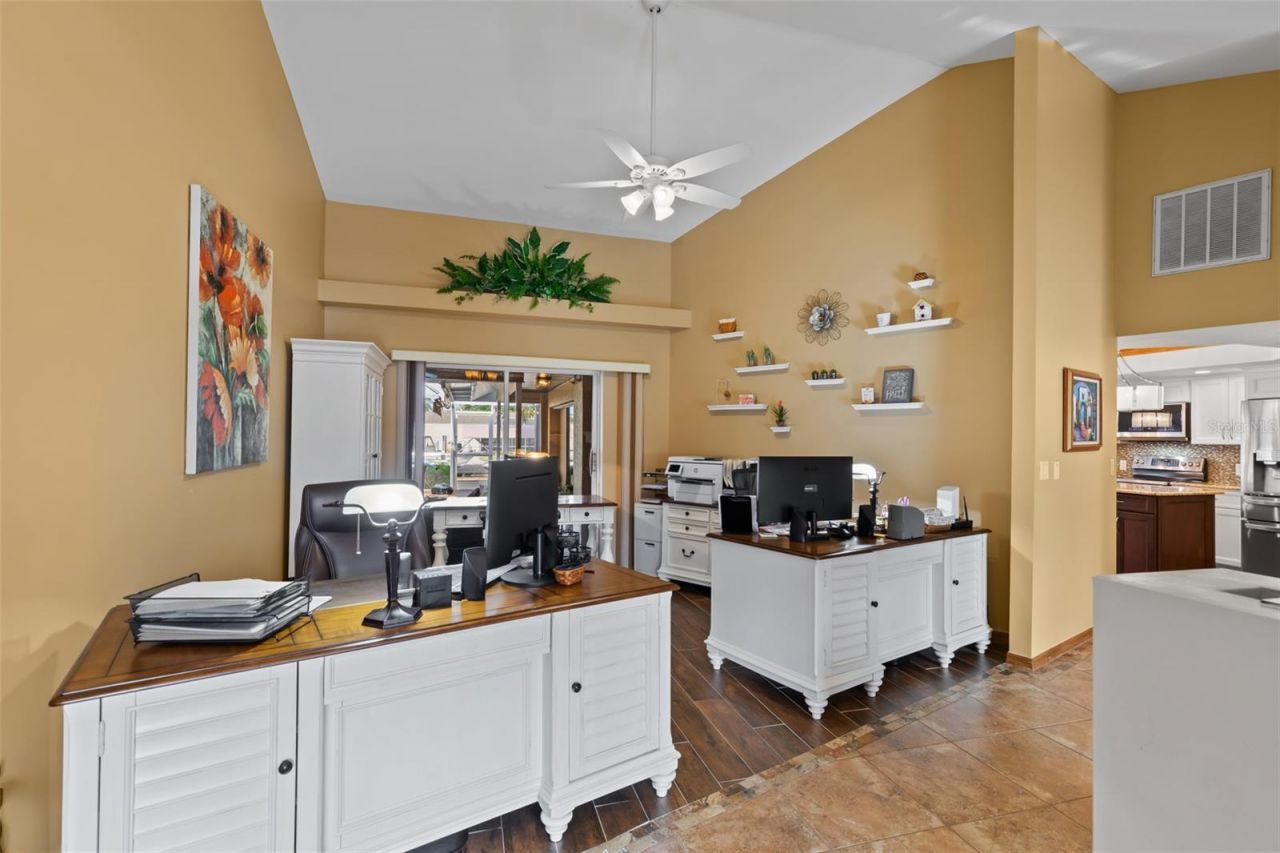 2515 SE 19th Avenue, Cape Coral, FL 33904 Photo