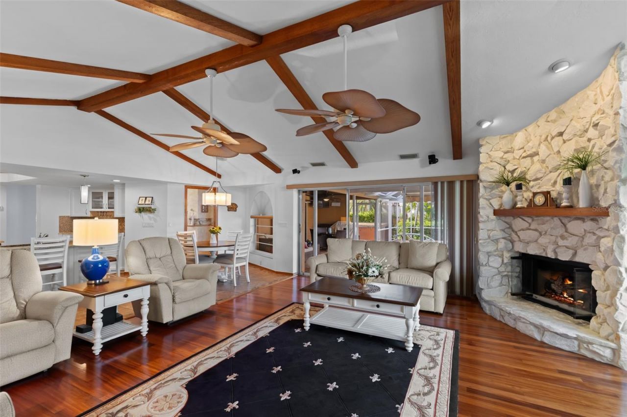 2515 SE 19th Avenue, Cape Coral, FL 33904 Photo