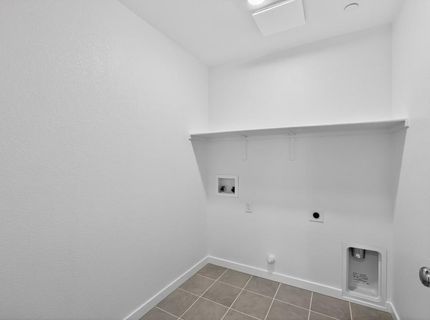 9747 Jeff Handy Dr, Sacramento, CA 95829 Photo