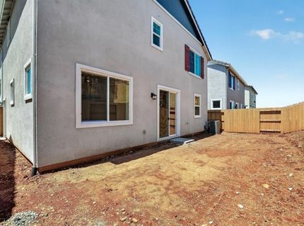 9747 Jeff Handy Dr, Sacramento, CA 95829 Photo
