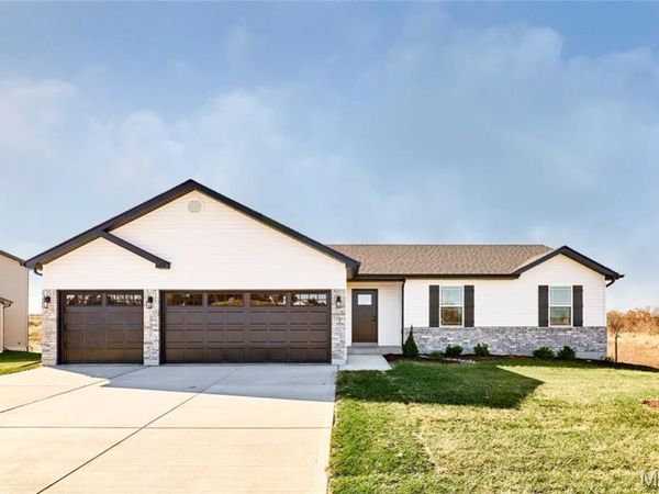 28554 Shallow Water Road, Warrenton, MO 63383
