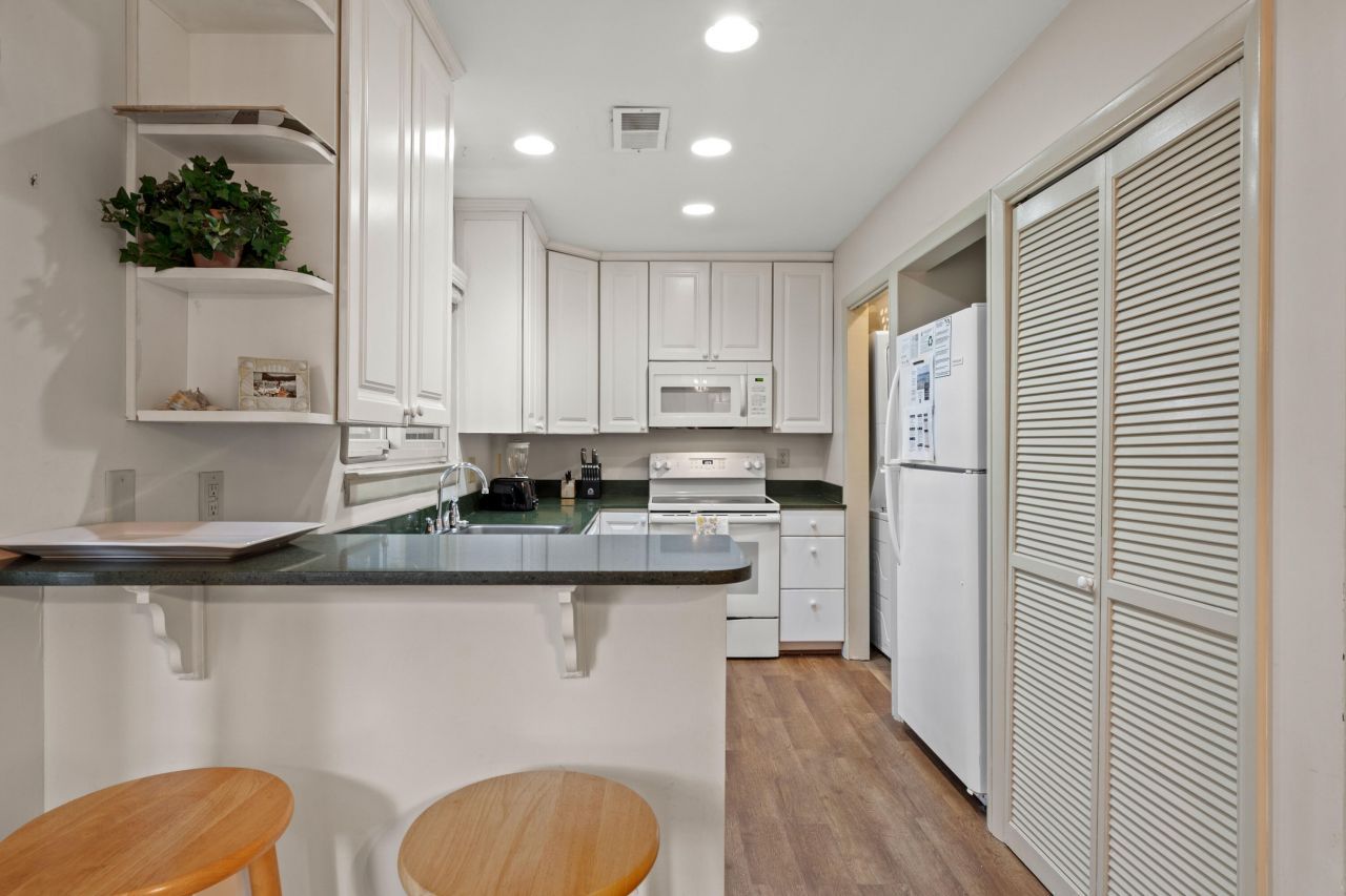 460 Vetch Court Photo 13