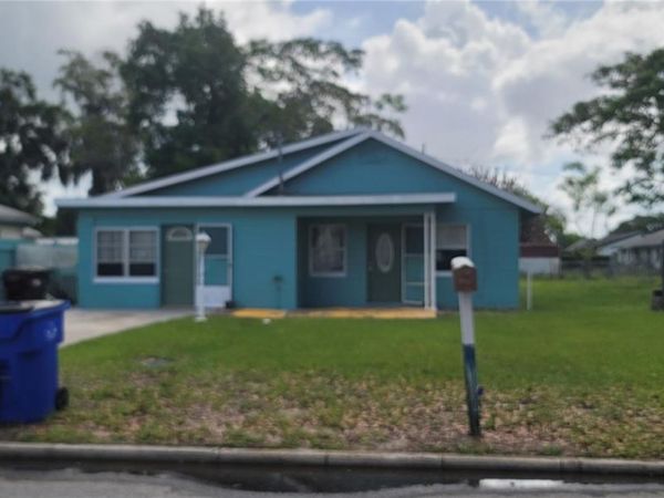 1115 VERMONT AVENUE, ST CLOUD, FL 34769