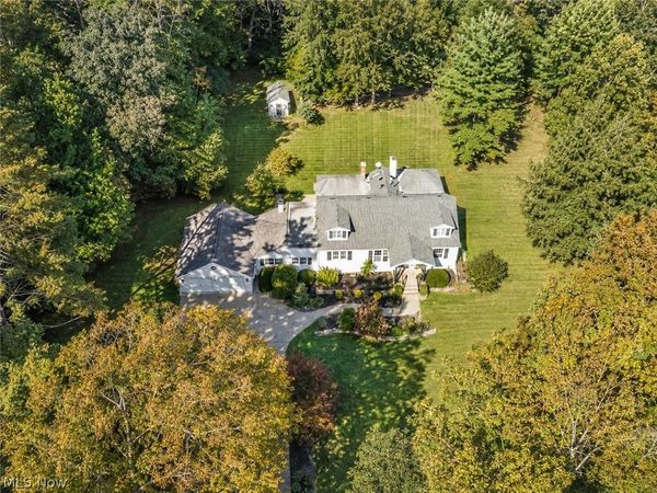 37531 Milann Drive, Willoughby Hills, OH 44094
