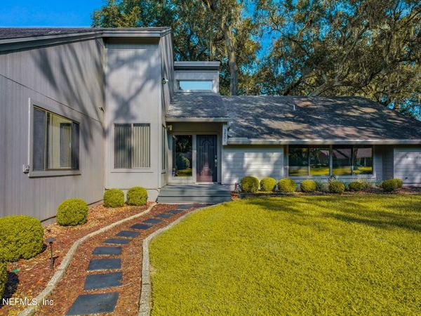 3821 ALLENBY Drive, Jacksonville, FL 32277