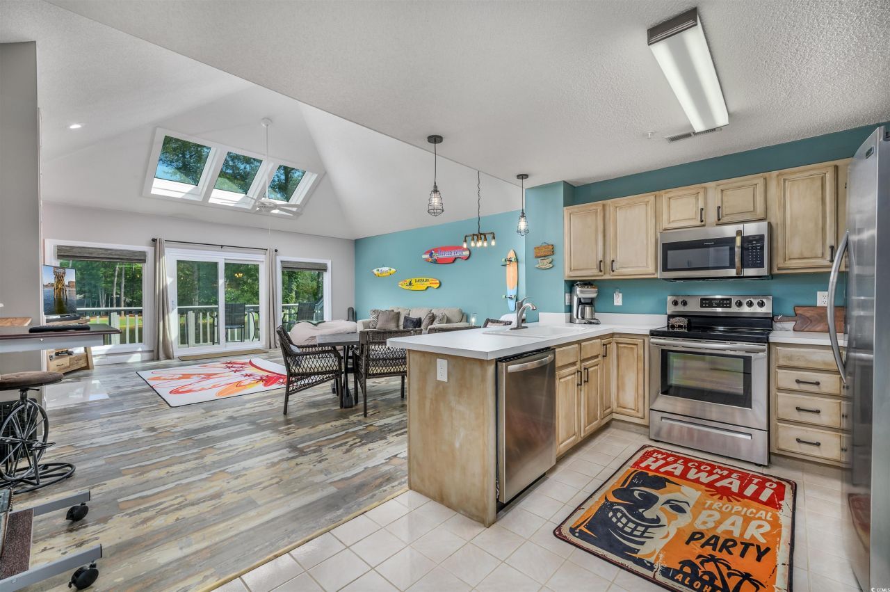 1221 Tidewater Dr. Photo 12