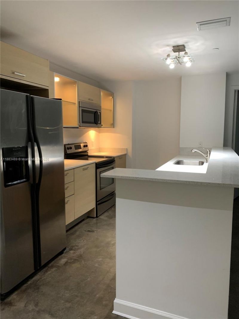350 NE 24th St, Unit 505, Miami, FL 33137 Photo