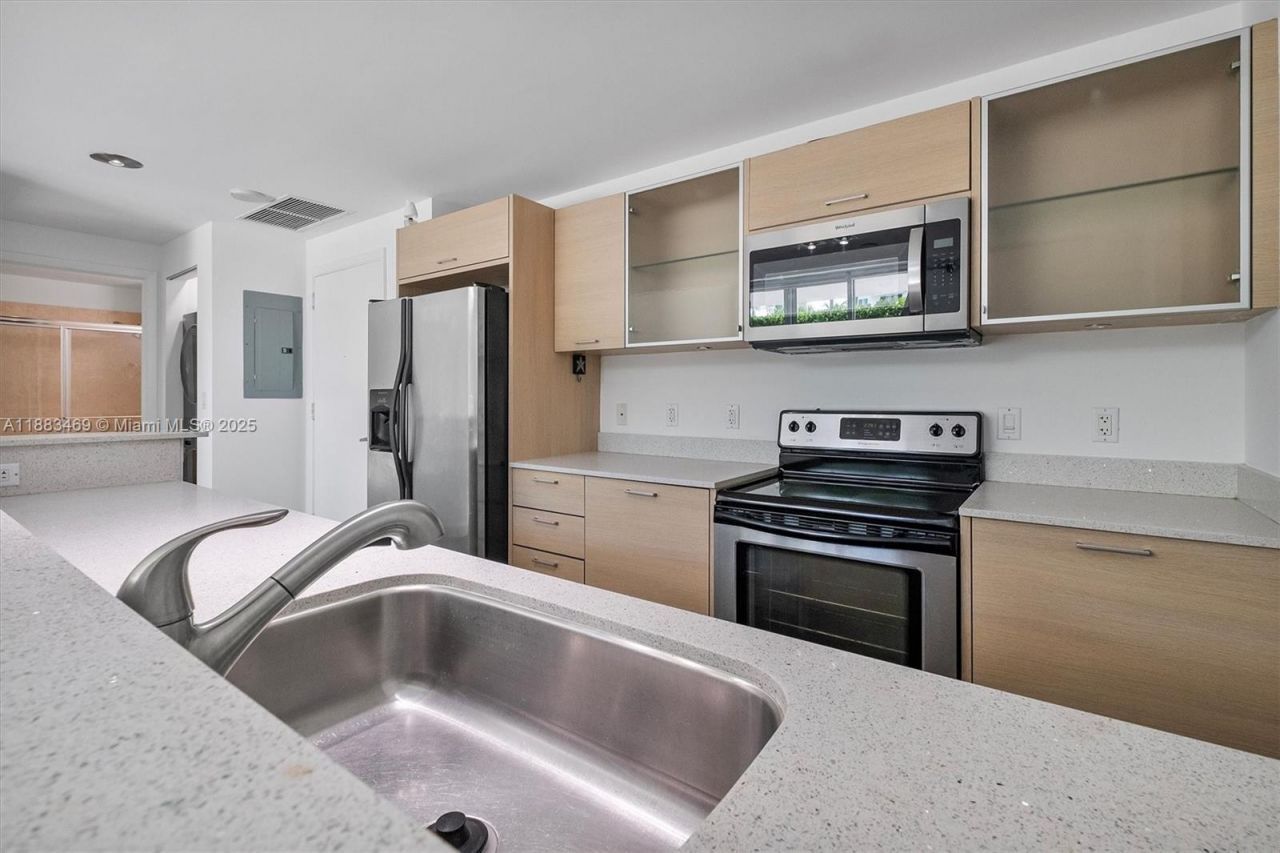 350 NE 24th St, Unit 505, Miami, FL 33137 Photo