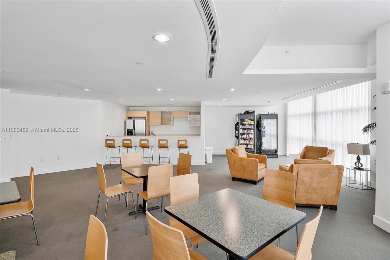 350 NE 24th St, Unit 505, Miami, FL 33137 Photo