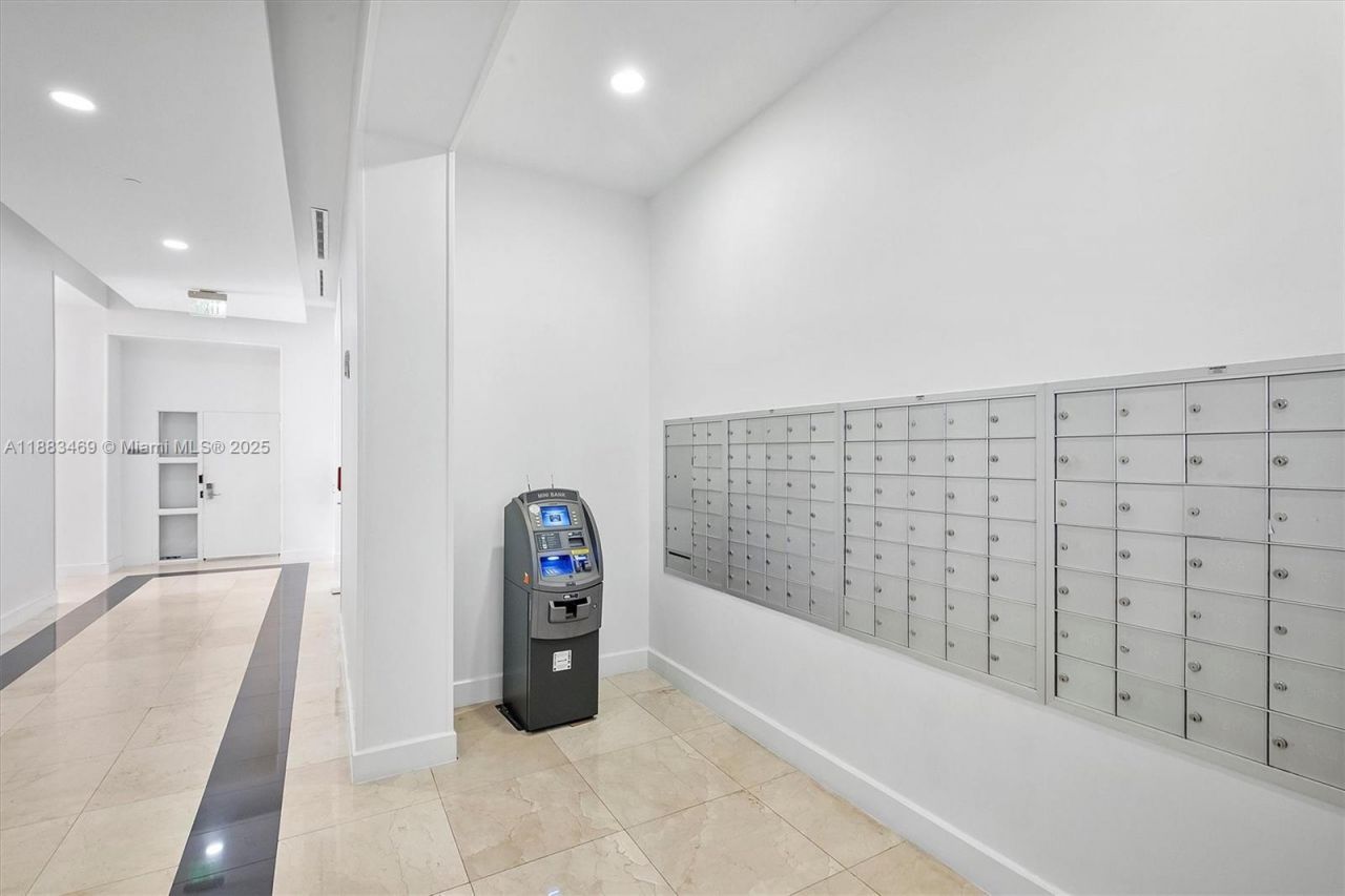 350 NE 24th St, Unit 505, Miami, FL 33137 Photo