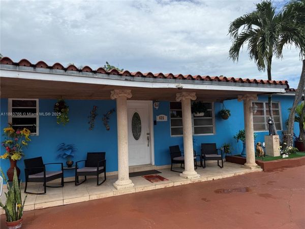 625 E 57th St, Hialeah, FL 33013
