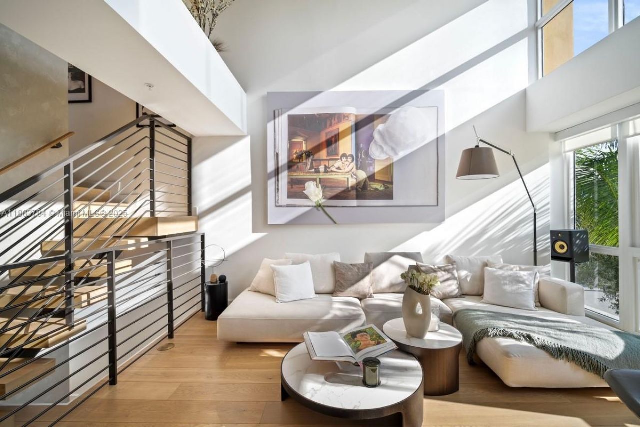 65 N Shore Dr, Unit 31C, Miami Beach, FL 33141 Photo