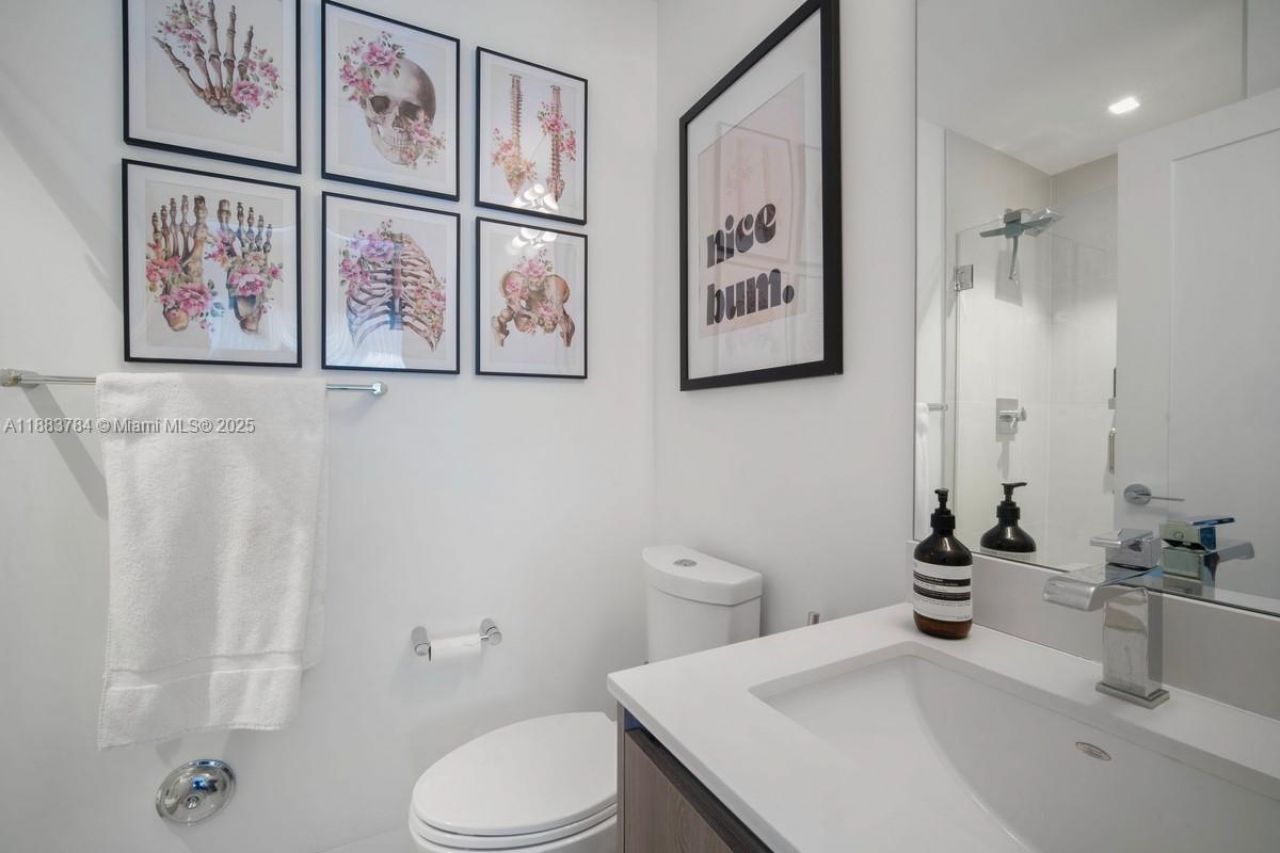 65 N Shore Dr, Unit 31C, Miami Beach, FL 33141 Photo