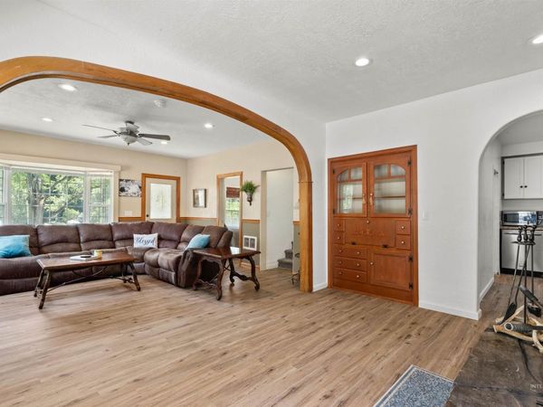 812 E Main Street, Kendrick, ID 83537