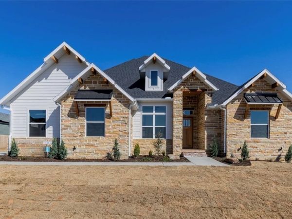 800 Greenhorn Street, Bentonville, AR 72712