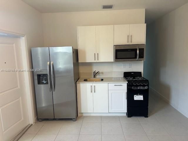 834 SE 26th Rd, Unit Studio, Homestead, FL 33035 Photo