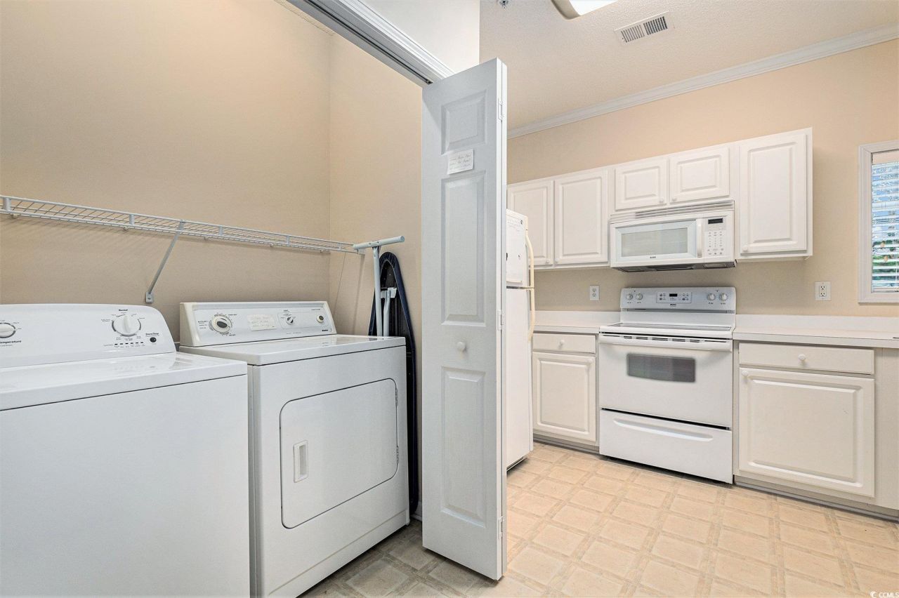 730 Charter Dr. Photo 14