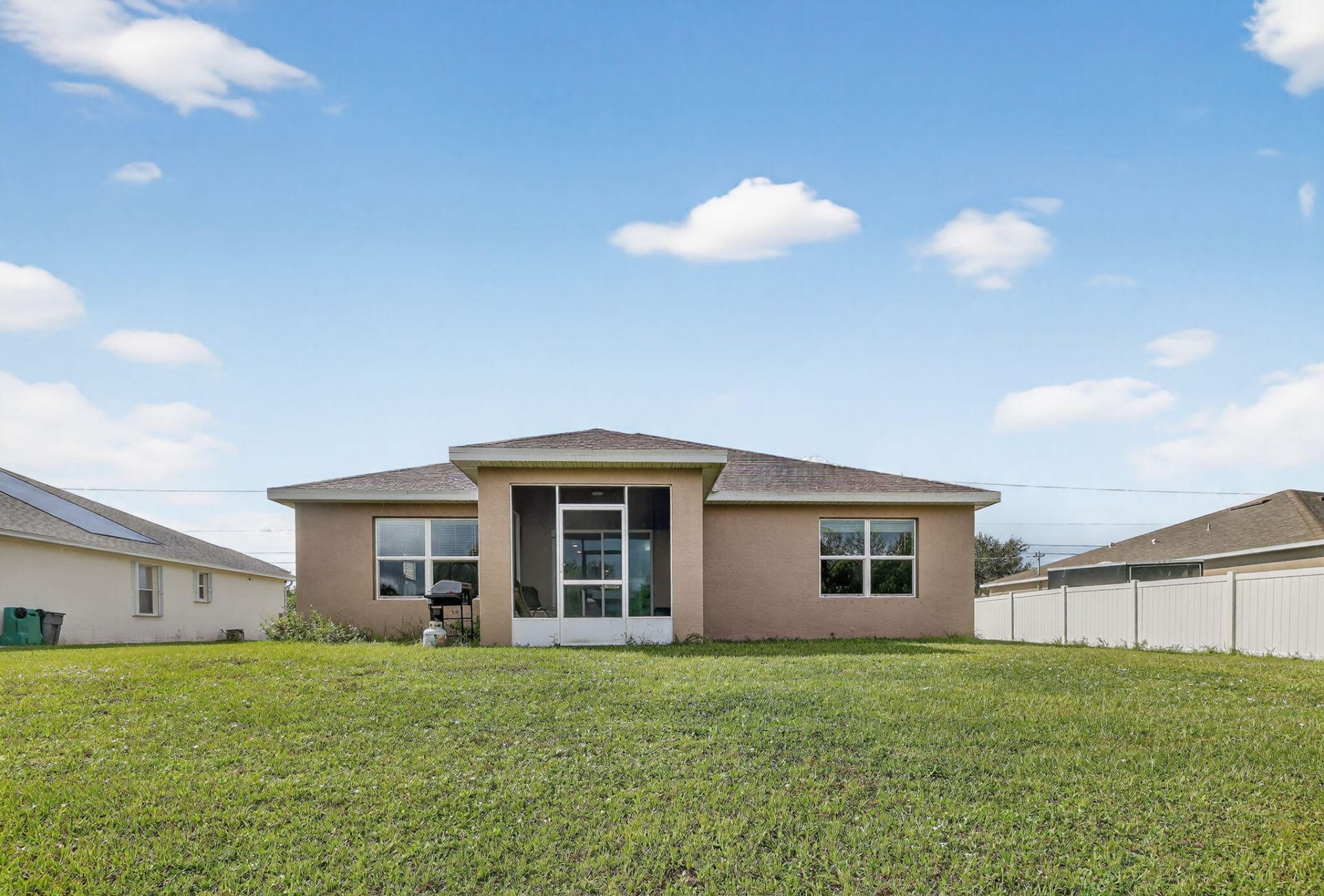 543 SW Whitmore Drive, Port Saint Lucie, FL 34984 Photo