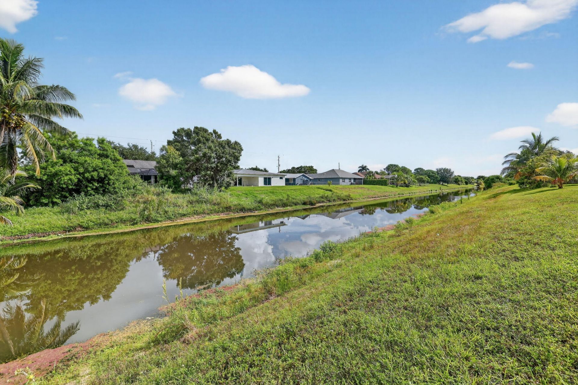 543 SW Whitmore Drive, Port Saint Lucie, FL 34984 Photo