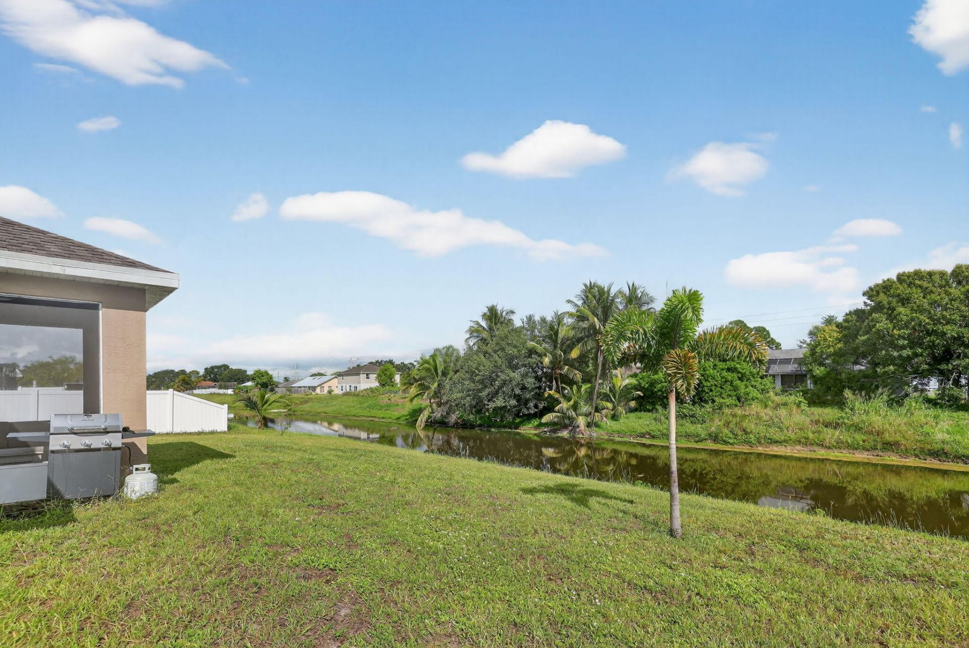 543 SW Whitmore Drive, Port Saint Lucie, FL 34984 Photo