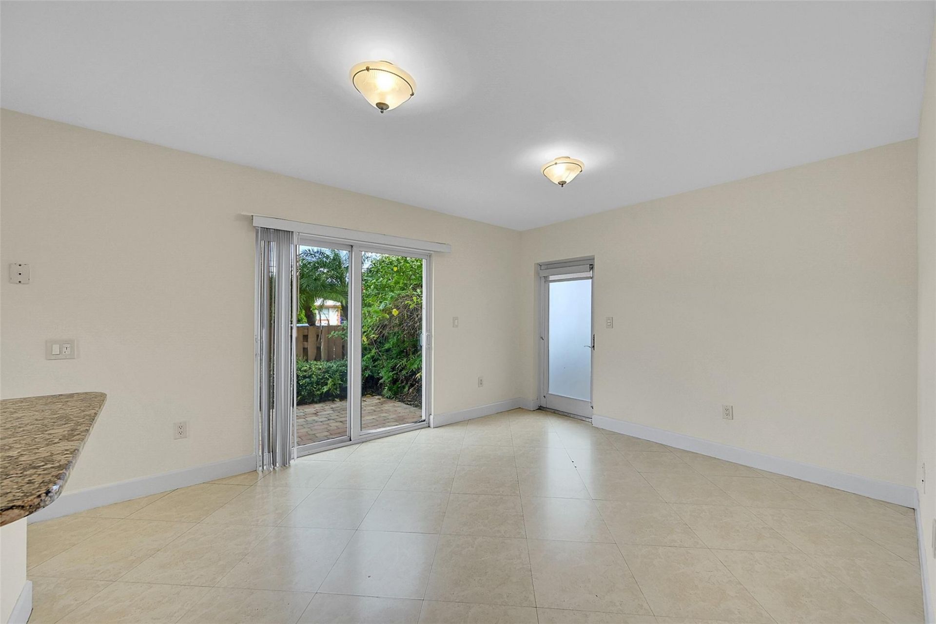 410 SW 15th Street, Unit 106, Pompano Beach, FL 33060 Photo