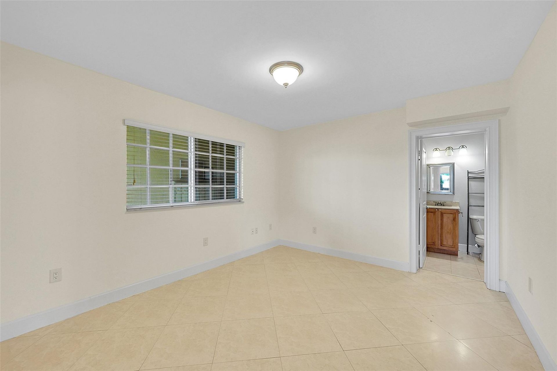 410 SW 15th Street, Unit 106, Pompano Beach, FL 33060 Photo