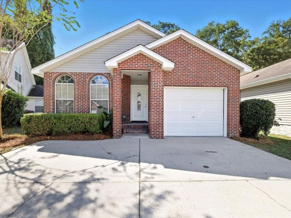 4428 SIESTA Court, Tallahassee, FL 32309