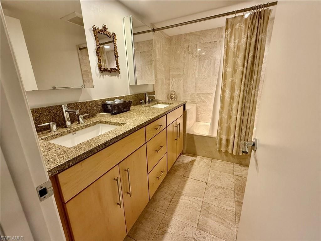 1919 Gulf Shore Blvd N, Unit 302, Naples, FL 34102 Photo