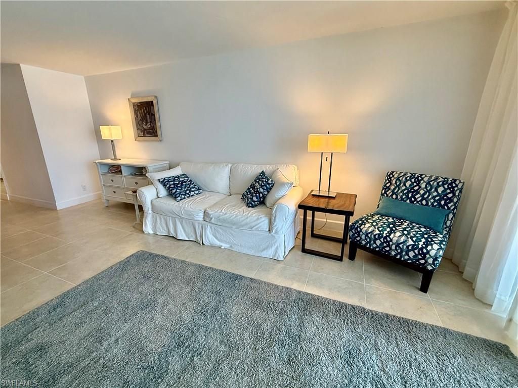 1919 Gulf Shore Blvd N, Unit 302, Naples, FL 34102 Photo