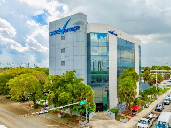 4445 W 16th Ave, Unit 605, Hialeah, FL 33012