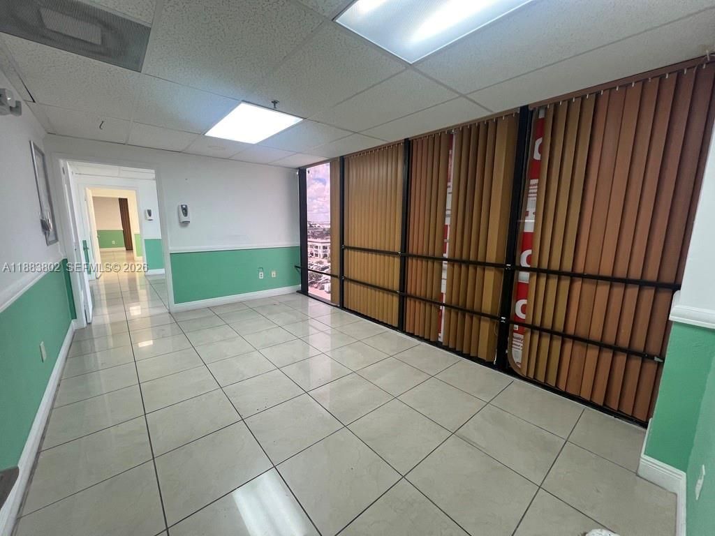 4445 W 16th Ave, Unit 605, Hialeah, FL 33012 Photo